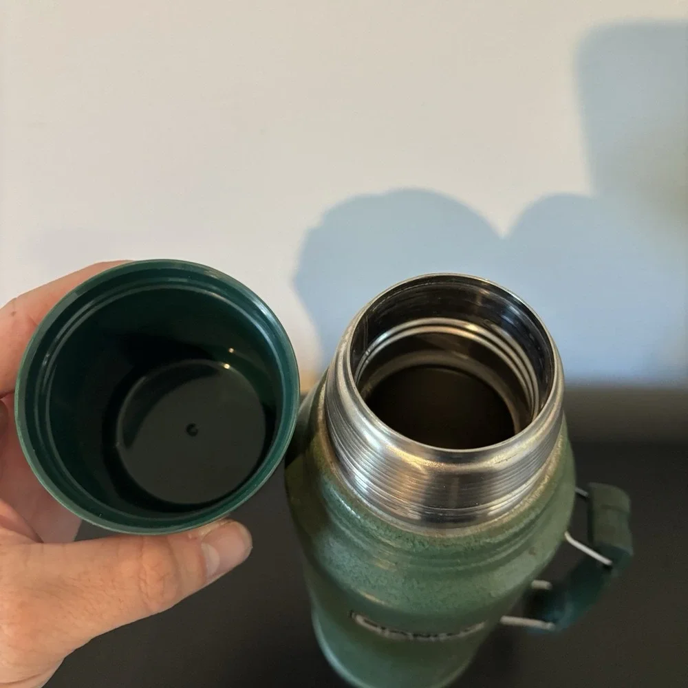Vintage Stanley 1.1 Quart Stainless Steel Vacuum Sealed Bottle Thermos 14" tall - Picture 3 of 6